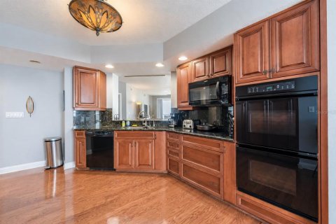 Copropriété à vendre à Clearwater, Floride: 3 chambres, 187.2 m2 № 2414994 - photo 17