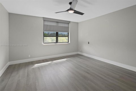 Copropriété à vendre à Coconut Creek, Floride: 2 chambres, 101.54 m2 № 1957483 - photo 13