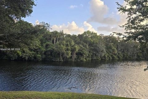 Copropriété à vendre à Coconut Creek, Floride: 2 chambres, 101.54 m2 № 1957483 - photo 24