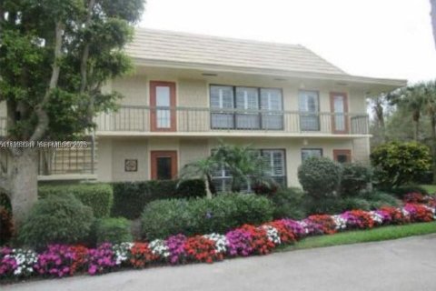 Condo in Boynton Beach, Florida, 2 bedrooms  № 1992091 - photo 24