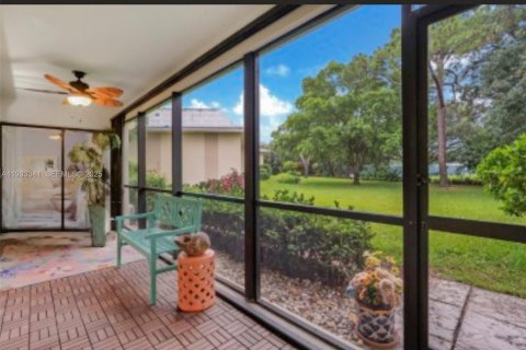 Condo in Boynton Beach, Florida, 2 bedrooms  № 1992091 - photo 4