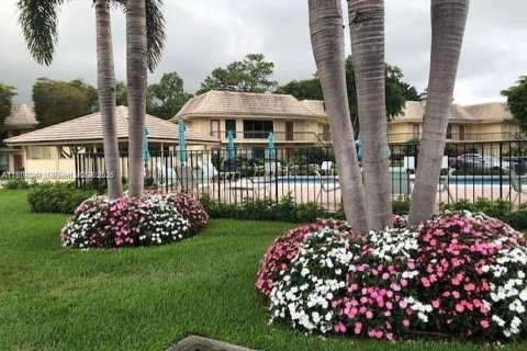 Condo in Boynton Beach, Florida, 2 bedrooms  № 1992091 - photo 19