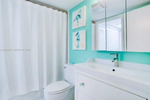 Condo in Boynton Beach, Florida, 2 bedrooms  № 1992091 - photo 18