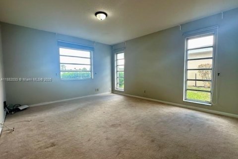 Copropriété à louer à Boca Raton, Floride: 2 chambres, 123.75 m2 № 1928516 - photo 12