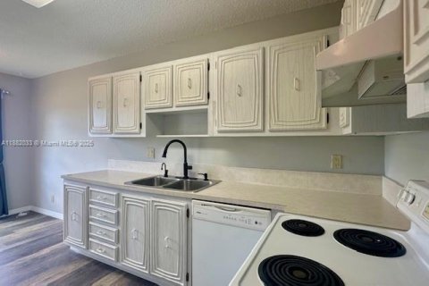 Copropriété à louer à Boca Raton, Floride: 2 chambres, 123.75 m2 № 1928516 - photo 2