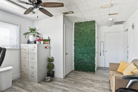 Propiedad comercial en venta en Ocala, Florida № 1971411 - foto 29