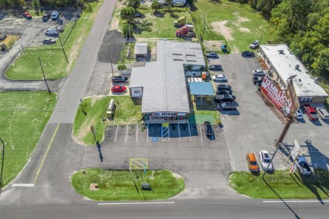 Propiedad comercial en venta en Ocala, Florida № 1971411 - foto 2