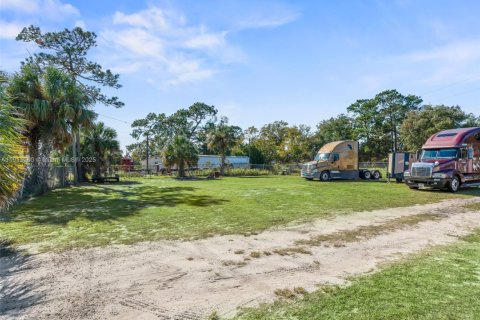 Propiedad comercial en venta en Ocala, Florida № 1971411 - foto 19