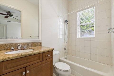 Villa ou maison à vendre à Palm Beach Gardens, Floride: 5 chambres, 422.24 m2 № 2398133 - photo 29