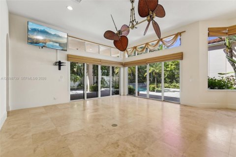 Villa ou maison à vendre à Palm Beach Gardens, Floride: 5 chambres, 422.24 m2 № 2398133 - photo 16
