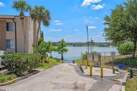 Condominio en alquiler en Altamonte Springs, Florida, 1 dormitorio, 58.81 m2 № 1905211 - foto 14