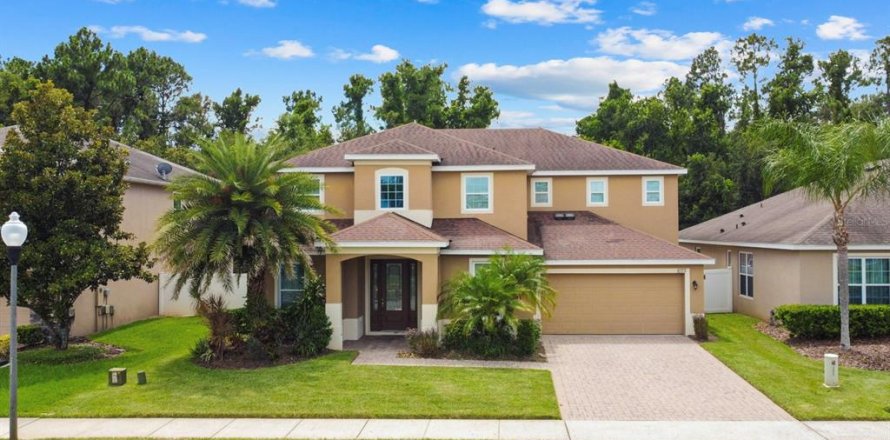 House in Winter Garden, Florida 5 bedrooms, 331.48 sq.m. № 1839044