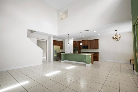 House in Winter Garden, Florida 5 bedrooms, 331.48 sq.m. № 1839044 - photo 28