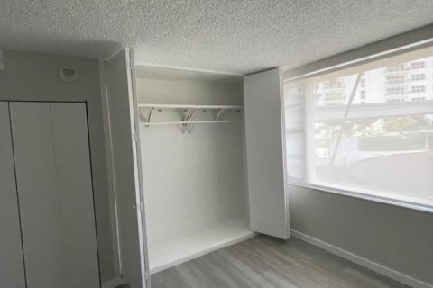 Condo in Fort Lauderdale, Florida, 1 bedroom  № 2250755 - photo 19