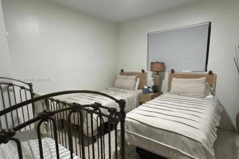 Villa ou maison à louer à Davie, Floride: 4 chambres, 153.29 m2 № 2087591 - photo 14