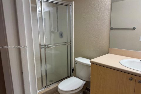 Condo in Coral Springs, Florida, 2 bedrooms  № 1844055 - photo 15
