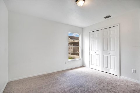 Casa en venta en Deltona, Florida, 4 dormitorios, 171.31 m2 № 2383452 - foto 19