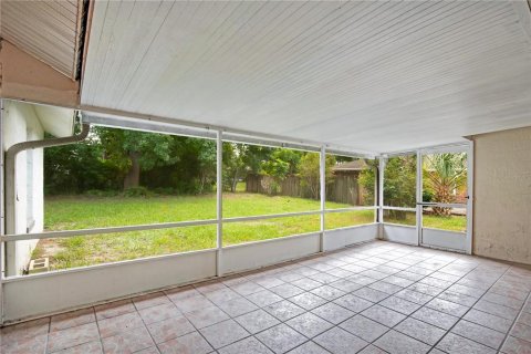 Casa en venta en Deltona, Florida, 4 dormitorios, 171.31 m2 № 2383452 - foto 25
