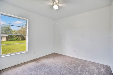 Casa en venta en Deltona, Florida, 4 dormitorios, 171.31 m2 № 2383452 - foto 17