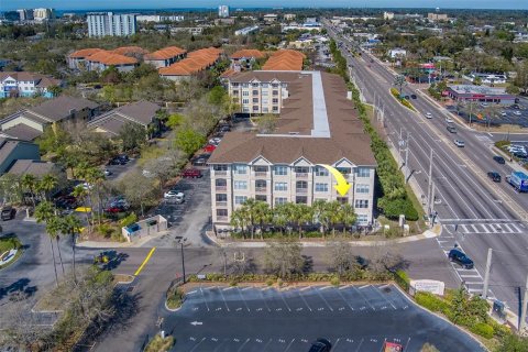 Condo in Clearwater, Florida, 1 bedroom  № 1733825 - photo 2