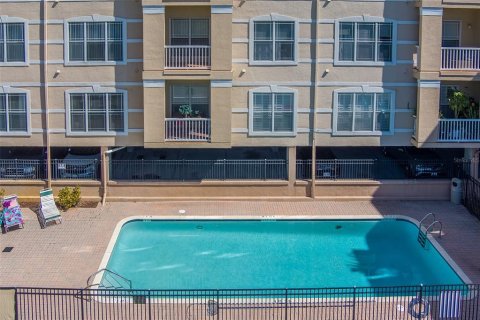 Condo in Clearwater, Florida, 1 bedroom  № 1733825 - photo 29