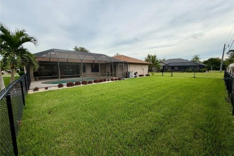 Villa ou maison à vendre à Port Charlotte, Floride: 3 chambres, 218.04 m2 № 2419332 - photo 3
