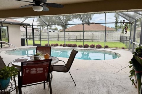 Villa ou maison à vendre à Port Charlotte, Floride: 3 chambres, 218.04 m2 № 2419332 - photo 24