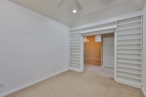 Condo in Sun City Center, Florida, 2 bedrooms  № 1911865 - photo 14