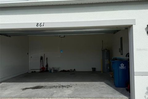 House in Haines City, Florida 3 bedrooms, 163.32 sq.m. № 1910169 - photo 24