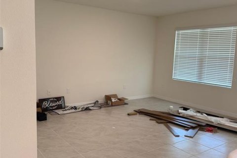 House in Haines City, Florida 3 bedrooms, 163.32 sq.m. № 1910169 - photo 13