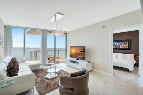 Copropriété à vendre à Sunny Isles Beach, Floride: 1 chambre, 80.08 m2 № 1939467 - photo 2