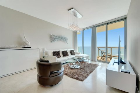 Copropriété à vendre à Sunny Isles Beach, Floride: 1 chambre, 80.08 m2 № 1939467 - photo 4