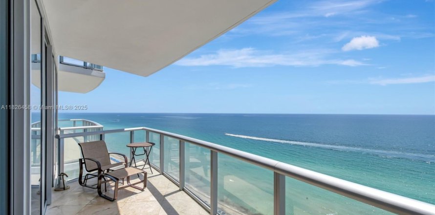 Condo à Sunny Isles Beach, Floride, 1 chambre № 1939467