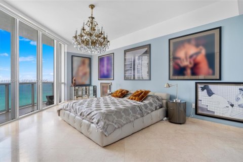 Condo in Sunny Isles Beach, Florida, 3 bedrooms  № 1990587 - photo 30