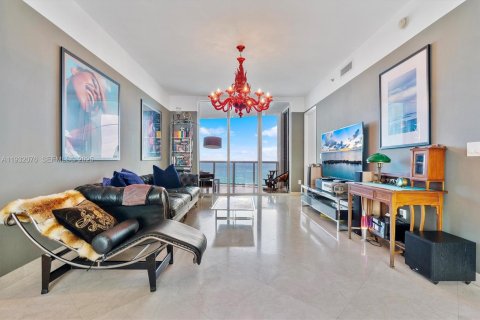 Condo in Sunny Isles Beach, Florida, 3 bedrooms  № 1990587 - photo 6