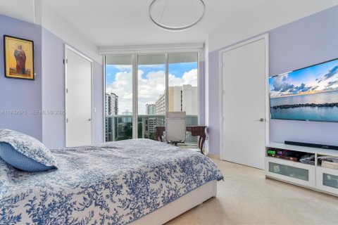 Condo in Sunny Isles Beach, Florida, 3 bedrooms  № 1990587 - photo 22