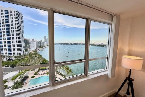 Condominio en alquiler en Miami Beach, Florida, 2 dormitorios, 98.66 m2 № 2054423 - foto 10