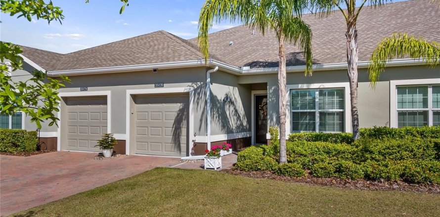 Casa en Clermont, Florida 2 dormitorios, 127.65 m2 № 1602392