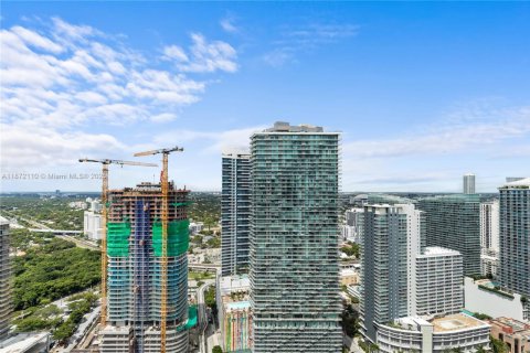 Condo in Miami, Florida, 3 bedrooms  № 1920335 - photo 15
