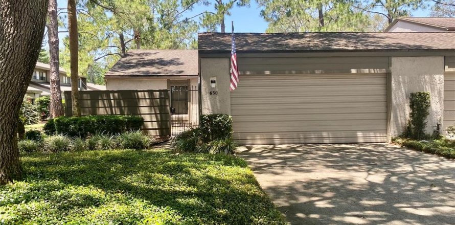 Townhouse in Fern Park, Florida 3 bedrooms, 159.88 sq.m. № 1719400