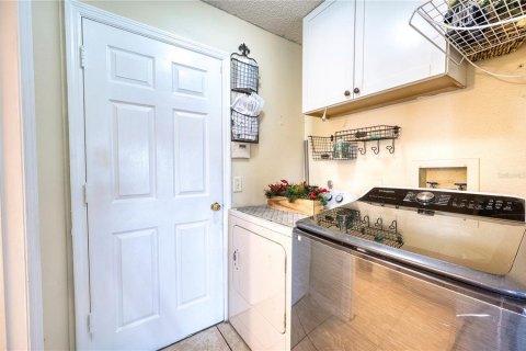 House in Sarasota, Florida 4 bedrooms, 143.81 sq.m. № 1566978 - photo 19
