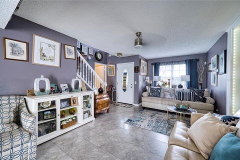 House in Sarasota, Florida 4 bedrooms, 143.81 sq.m. № 1566978 - photo 4