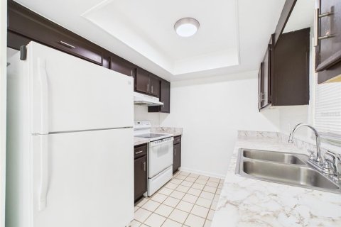 Купить виллу или дом в Киссимми, Флорида 3 комнаты, 105.91м2, № 1531431 - фото 12