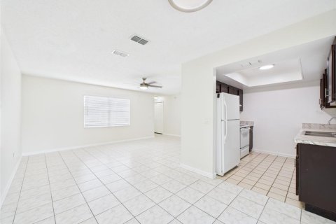 Купить виллу или дом в Киссимми, Флорида 3 комнаты, 105.91м2, № 1531431 - фото 9