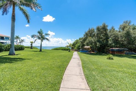 Copropriété à vendre à Saint Petersburg, Floride: 2 chambres, 82.68 m2 № 2406300 - photo 29