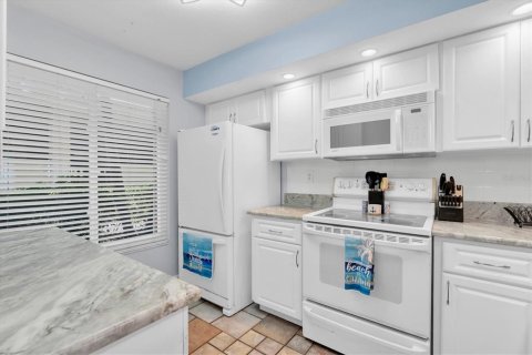 Copropriété à vendre à Saint Petersburg, Floride: 2 chambres, 82.68 m2 № 2406300 - photo 11