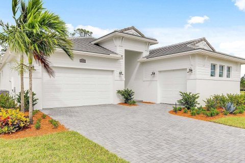 Casa en venta en Port St. Lucie, Florida, 3 dormitorios, 257.9 m2 № 2153973 - foto 1