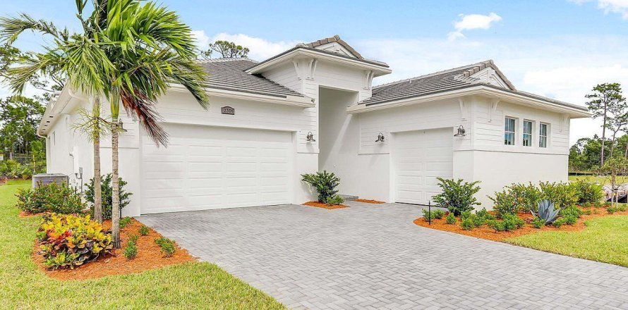Casa en Port St. Lucie, Florida 3 dormitorios, 257.9 m2 № 2153973