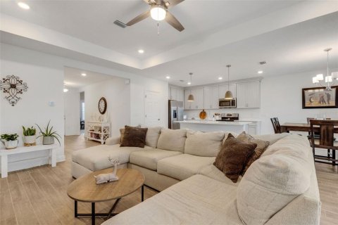 Casa en alquiler en Parrish, Florida, 3 dormitorios, 140.1 m2 № 1913690 - foto 4
