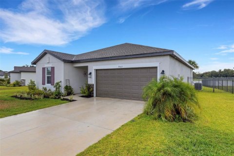 Casa en alquiler en Parrish, Florida, 3 dormitorios, 140.1 m2 № 1913690 - foto 1